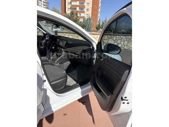 Sahibinden Renault Megane 1.3 TCe Touch 2025 Manuel 