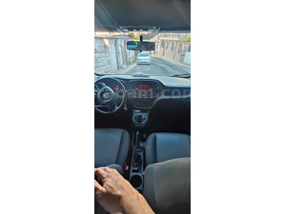 FIRSAT ARACI Sahibinden Fiat Doblo Combi 1.3 Multijet Maxi Safeline 2015 Model 