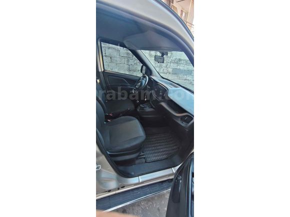FIRSAT ARACI Sahibinden Fiat Doblo Combi 1.3 Multijet Maxi Safeline 2015 Model 