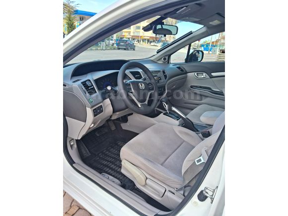 Sahibinden Honda Civic 1.6i VTEC Premium 2012 Model