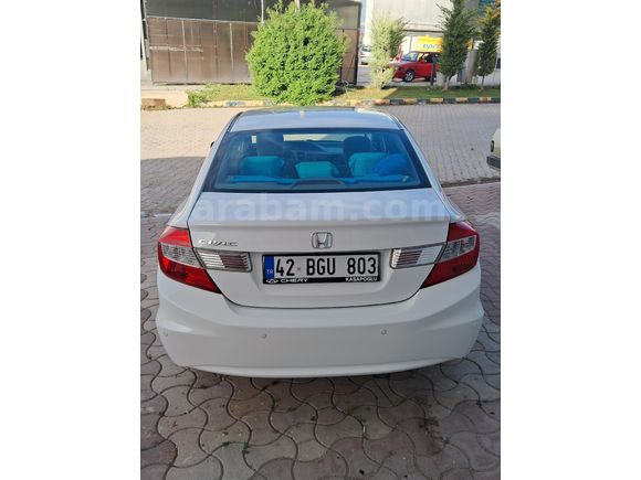 Sahibinden Honda Civic 1.6i VTEC Premium 2012 Model