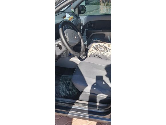 Sahibinden Renault Symbol 1.4 Authentique 2011 Model  285.000 km Siyah