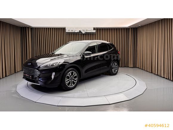 BOYASIZ,SENETLE ÖDEME KUGA 1.5 DİZEL TITANIUM AÇILIR CAMTAVANLI