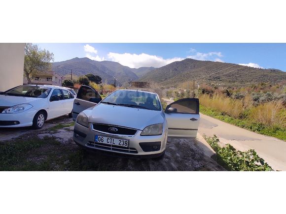 Sahibinden Ford Focus 1.6 TDCi Trend 2006 Model