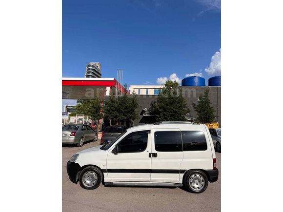 Sahibinden Peugeot Partner 1.9 D 2005 Model 