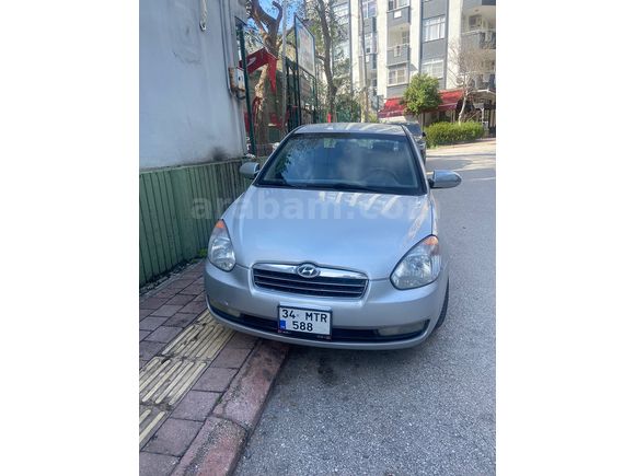 Motor yeni  5-6 parçası boyalı Sahibinden Hyundai Accent Era 1.5 CRDi Style 2011 Model 