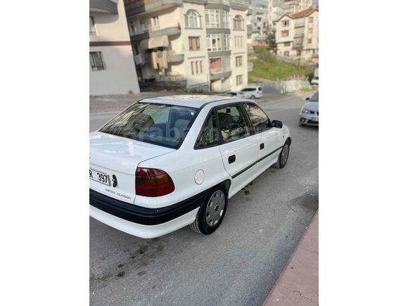 Sahibinden Opel Astra 1.6 Classic 2001 Model 
