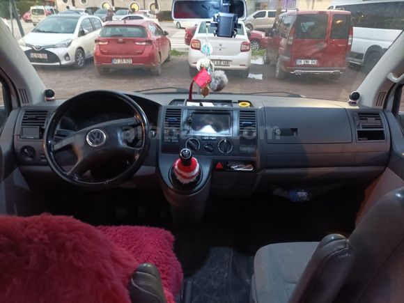 Sahibinden Volkswagen Transporter MultiVan 2.5 TDI 2004 Model  356.000 km Aktif Kullanıyorum Hiçbir Sıkıntı sorunu Yoktur.