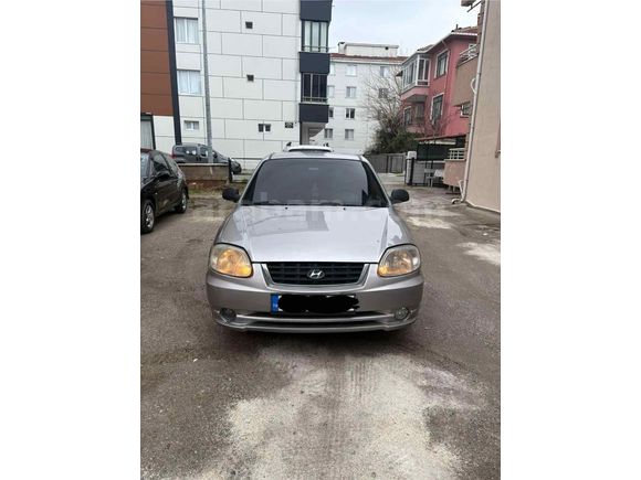 2 ci sahibinden Bakımlı hyunai accent 2006