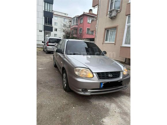 2 ci sahibinden Bakımlı hyunai accent 2006