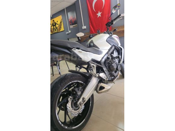 HONDA CB 650F 36000 KM DE 2015 MODEL. HASARSIZ KAZASIZ