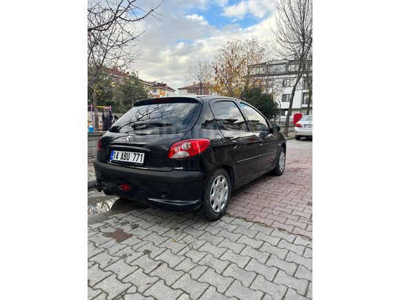Sahibinden Peugeot 206 1.4 HDi X-Design 2006 Model