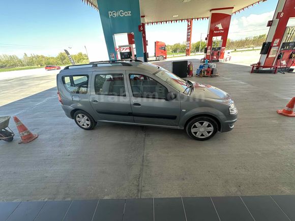 Sahibinden Dacia Logan 1.5 dCi Ambiance 2010 Model 