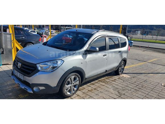 Sahibinden Dacia Lodgy 1.5 dCi Stepway 7 Koltuk 2016 Model  210.000 km Gri