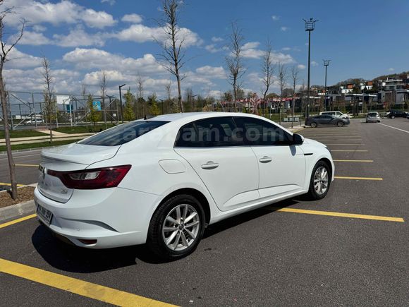 Sahibinden Renault Megane 1.5 dCi Touch 2016 Model 