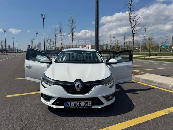 Sahibinden Renault Megane 1.5 dCi Touch 2016 Model 