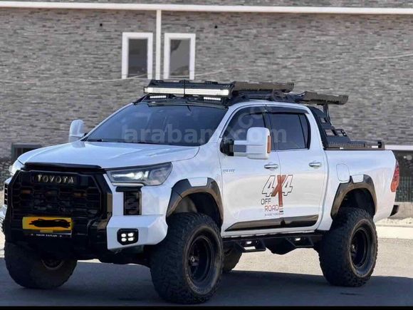 Sahibinden Toyota Hilux 2.4 D-4D 4x4 Hi-Cruiser 2020 Model İstanbul