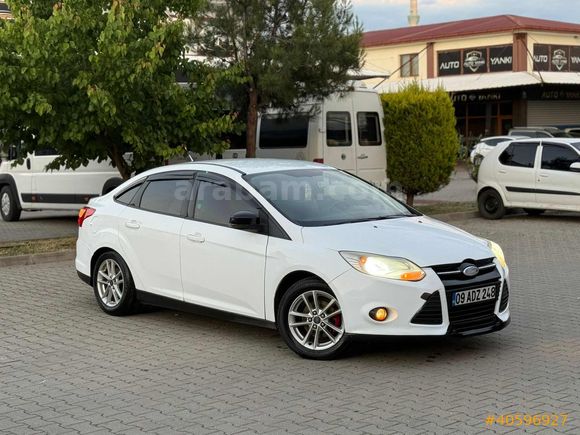 2014 FORD FOCUS 1.6 TDCİ TREND X 215 BİN KM İÇİ BEJ