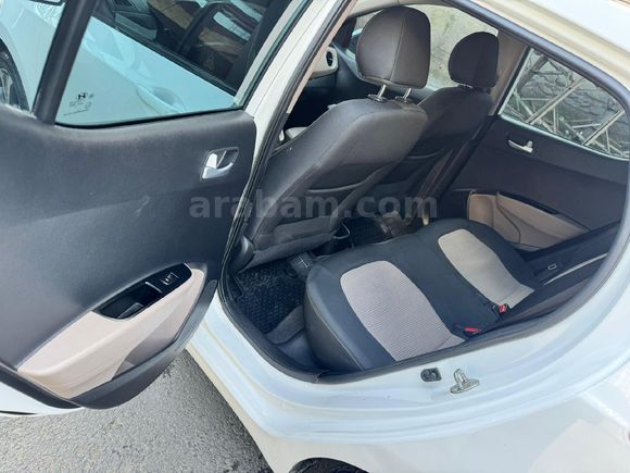 Sahibinden Hyundai i10 1.2 D-CVVT Elite 2016 Model  106.500 km Beyaz