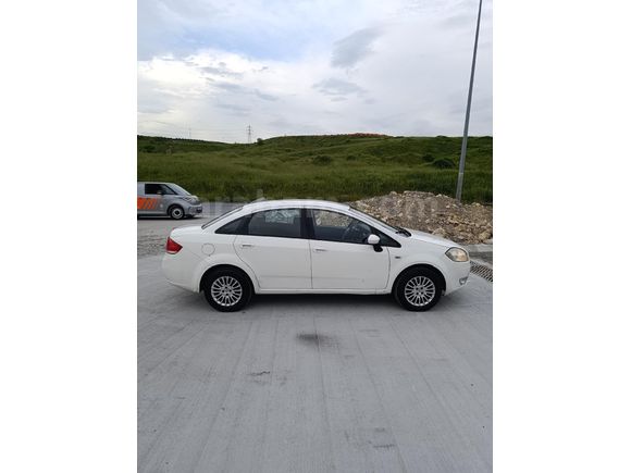 FIRSAT ARACI DOSTA GİDER MASRAFSIZ 2014 MODEL LİNEA FULL EXTRALI