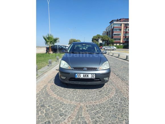 Sahibinden Ford Focus 1.6 Ghia 2004 Model