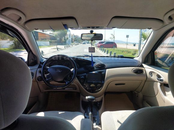 Sahibinden Ford Focus 1.6 Ghia 2004 Model