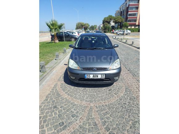 Sahibinden Ford Focus 1.6 Ghia 2004 Model