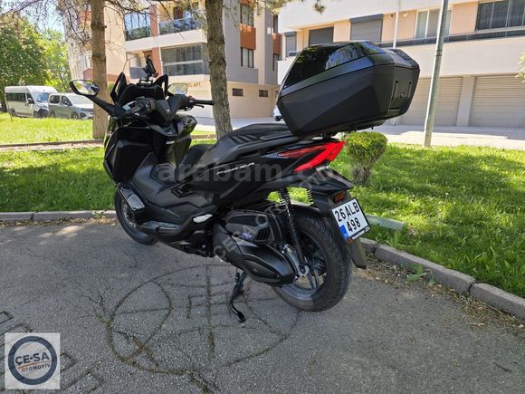 DÜŞÜK KM AKILLI ÇANTALI FORZA 250