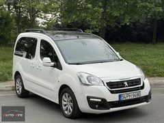 AUTO EFE'DEN 400.000 PEŞİN İLE CAM TAVANLI EMSALSİZ TEMİZLİKTE
