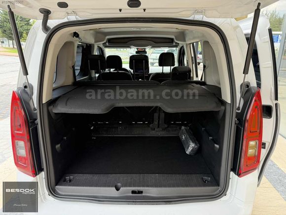 BEŞDOK MOTORS / 2025 OPEL COMBO 1.5D ESSENTİAL ÇELİKJANT/HATASIZ