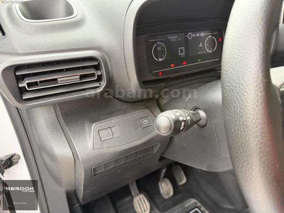 BEŞDOK MOTORS / 2025 OPEL COMBO 1.5D ESSENTİAL ÇELİKJANT/HATASIZ