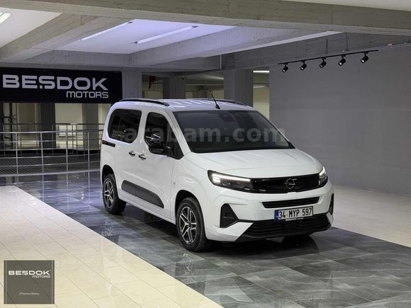 BEŞDOK MOTORS / 2025 OPEL COMBO 1.5D ESSENTİAL ÇELİKJANT/HATASIZ