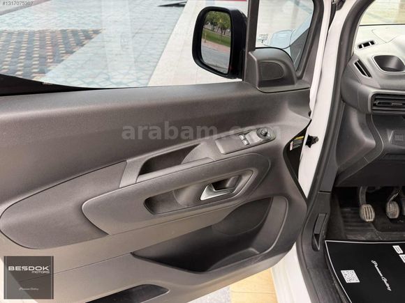 BEŞDOK MOTORS / 2025 OPEL COMBO 1.5D ESSENTİAL ÇELİKJANT/HATASIZ