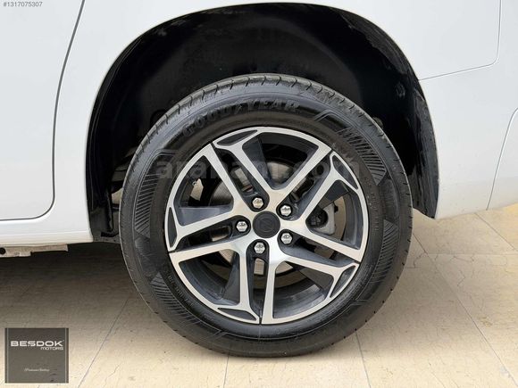BEŞDOK MOTORS / 2025 OPEL COMBO 1.5D ESSENTİAL ÇELİKJANT/HATASIZ