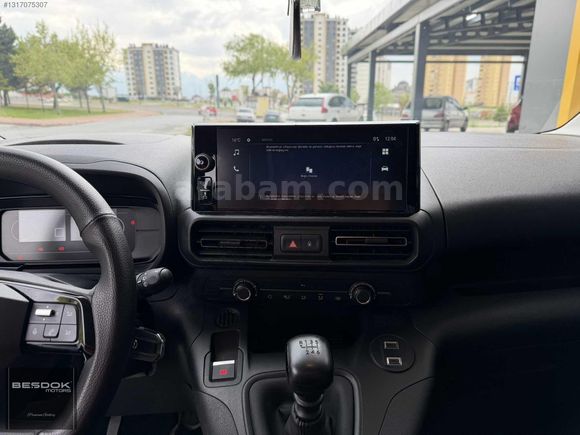 BEŞDOK MOTORS / 2025 OPEL COMBO 1.5D ESSENTİAL ÇELİKJANT/HATASIZ