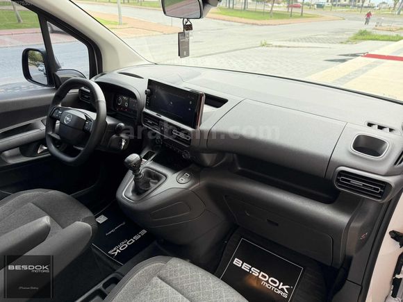 BEŞDOK MOTORS / 2025 OPEL COMBO 1.5D ESSENTİAL ÇELİKJANT/HATASIZ