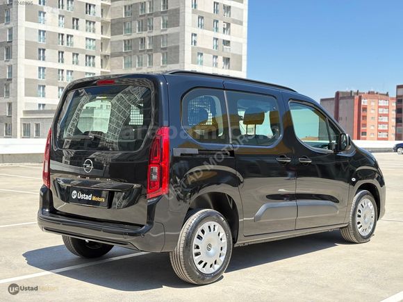 ÜSTAD MOTORS OPEL COMBO 1.5 DİZEL ESSENTİAL SIFIR TAMAMINA KREDİ