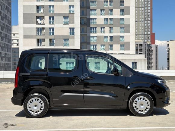 ÜSTAD MOTORS OPEL COMBO 1.5 DİZEL ESSENTİAL SIFIR TAMAMINA KREDİ