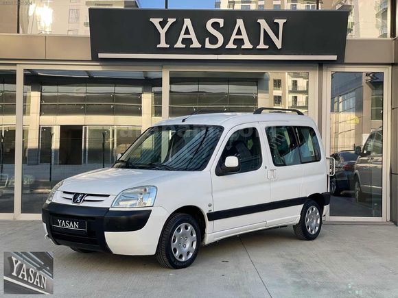 BOYASIZ TRAMERSİZ PARTNER 2005 MODEL 2.0 DİZEL 90 BG 146 BİN KM