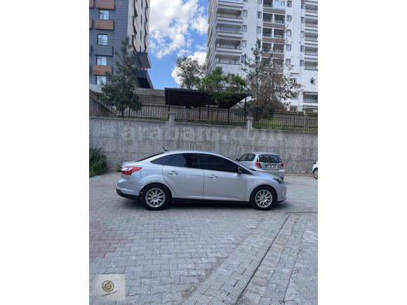2012 Ford Focus 1.6 Tdci Titanium Full Paket