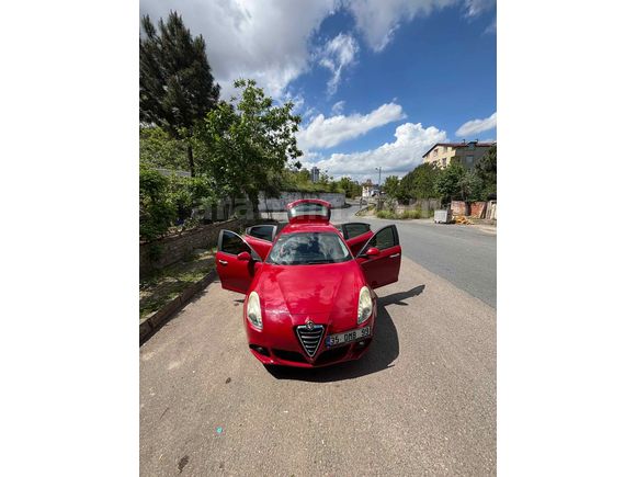 Değişensiz / 2013 Giulietta Distinctive