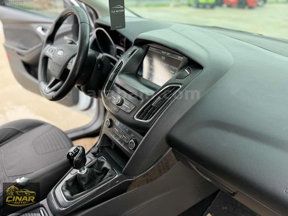 ÇINAR AUTO'DAN FUL BAKIMLI EN DOLUSU FOCUS 3.5