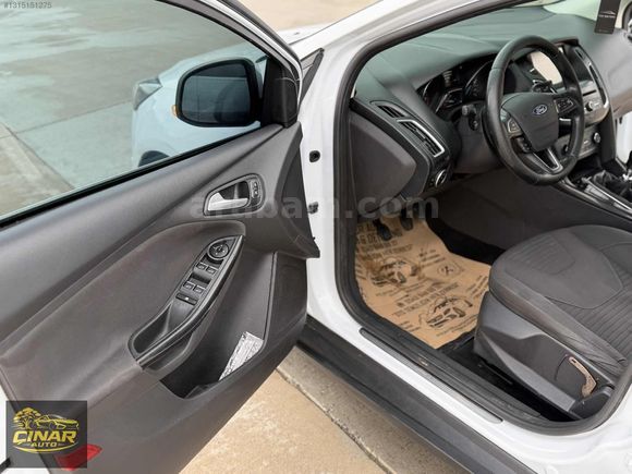 ÇINAR AUTO'DAN FUL BAKIMLI EN DOLUSU FOCUS 3.5