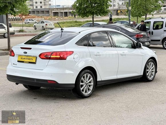 HATASIZ AYARINDA 2017 FORD FOCUS FULL PAKET