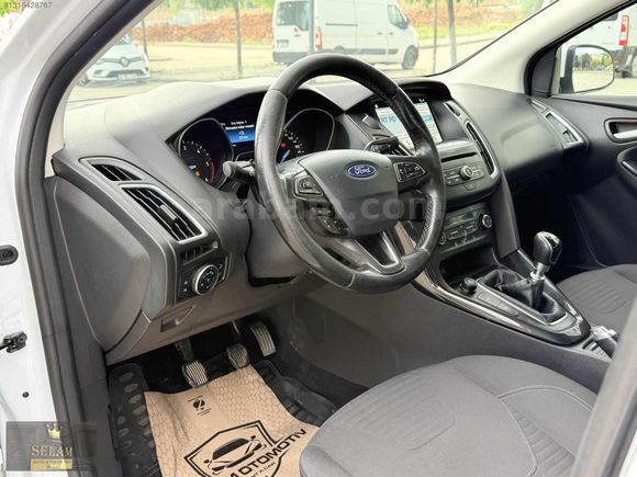 HATASIZ AYARINDA 2017 FORD FOCUS FULL PAKET