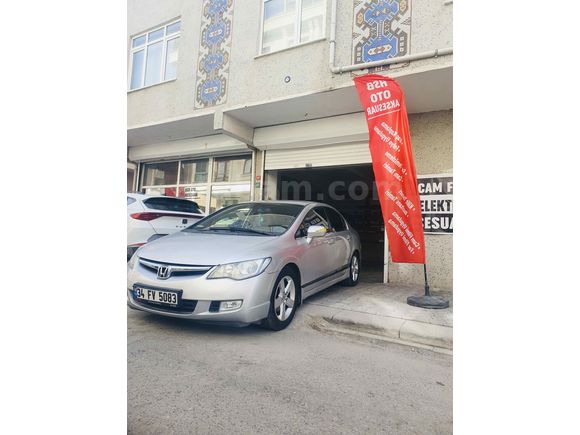 Sahibinden Honda Civic 1.6i VTEC Premium 2009 Model 