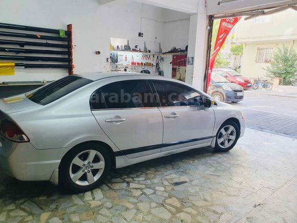 Sahibinden Honda Civic 1.6i VTEC Premium 2009 Model 