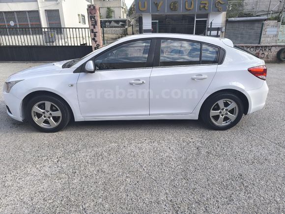 Sahibinden Chevrolet Cruze 1.6 LT  2011 Model Gaziantep 220.000 km Beyaz