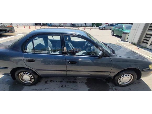 Toyota Corolla 1.3 XL 93 Klimalı Safkan Benzin