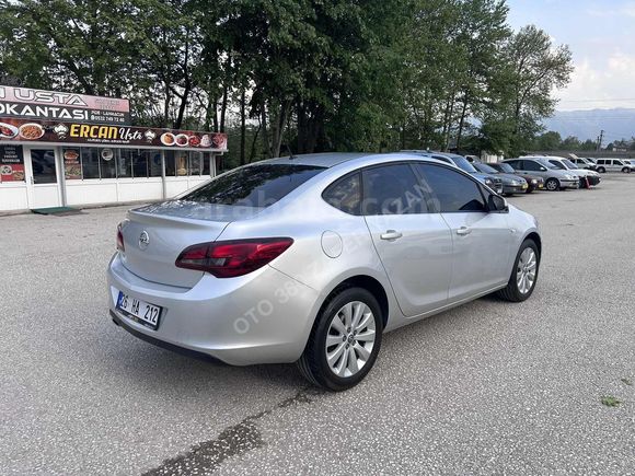 GALERİ OTO 380 DEN OPEL ASTA 1'4 TURBO